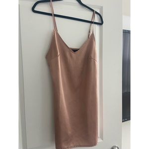 CARLY BYBEL X MISSGUIDED GOLD SATIN MINI DRESS ❤️